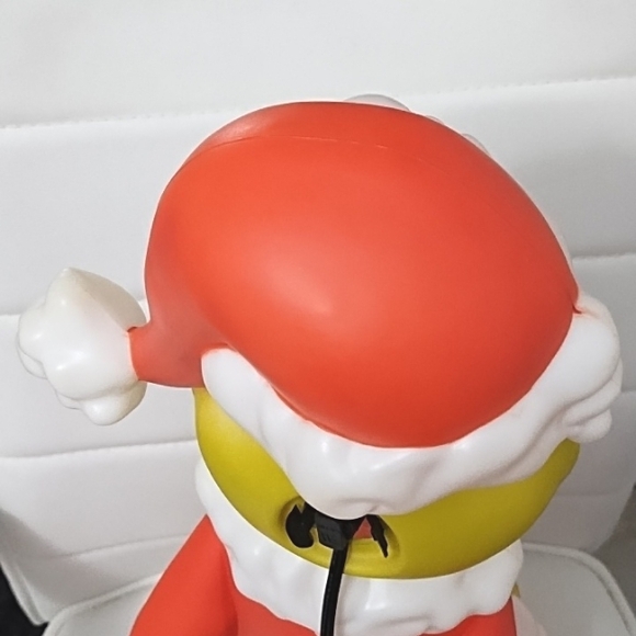 Gemmy Lighted Blow Mold Grinch Sculpture Decorations Outdoor Christmas 24" Tall - Picture 5 of 6